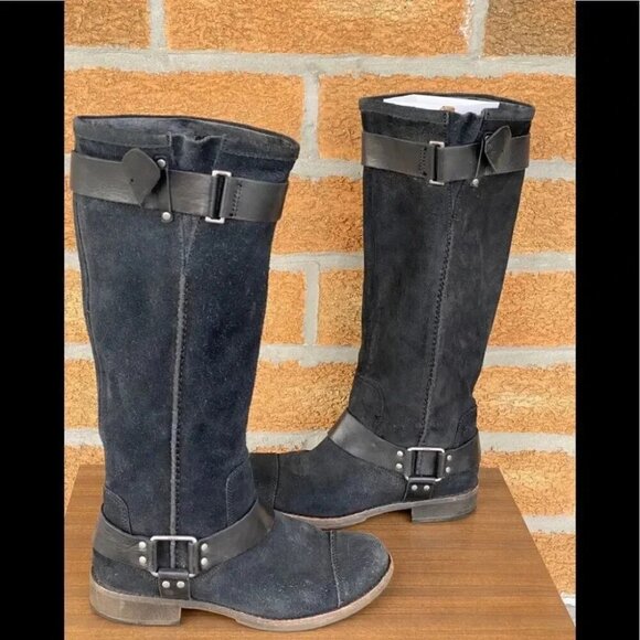 UGG WOMEN DREE BLACK LEATHER BOOTS Sz 7 - Picture 9 of 11